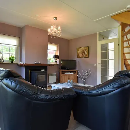 Cosy Holiday In By The Forest בית נופש Lievelde